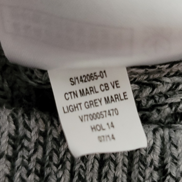 GAP Colorblock Gray Tone Striped Knit Sweater - Picture 5 of 6